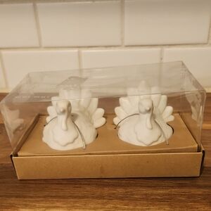 Pottery Barn White Ceramic Rustic Turkey Salt And Pepper Shakers